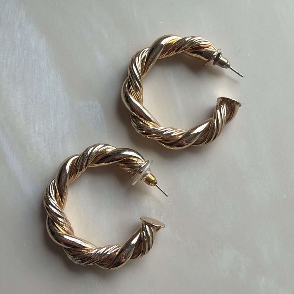 Gold Twisted Hoop Earrings - Classic Women Jewelry